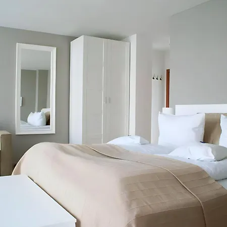 Apart-hotel Lindeneck 3*