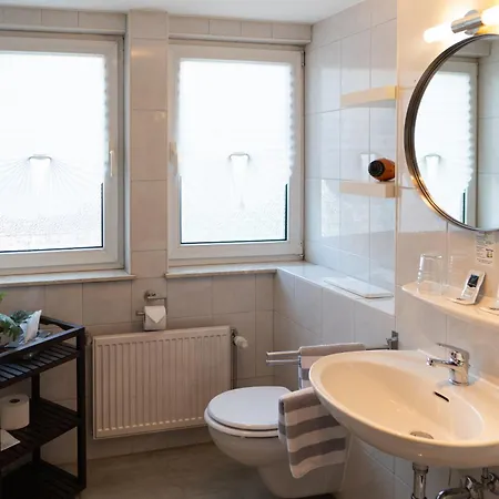 Apart-hotel Lindeneck 3*