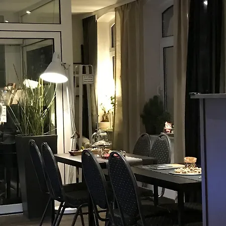 ليندينيك للشقق الفندقية 3*