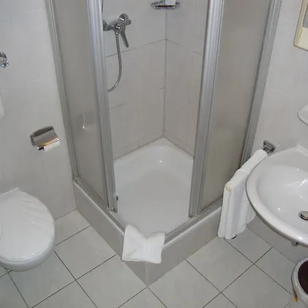 ليندينيك للشقق الفندقية شقة فندقية إرفورت